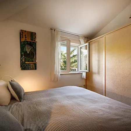 Frank's Place Apartment